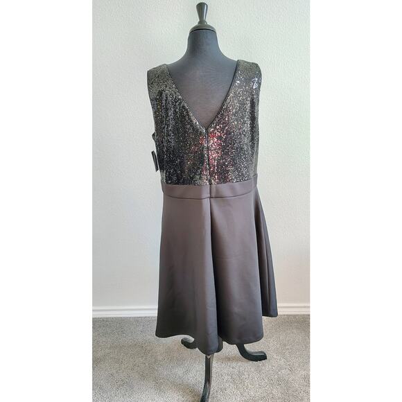 Lane Bryant Plus Size 18/20 Black Sequin Sparkle Formal Fit & Flare Dress NEW - Picture 4 of 10